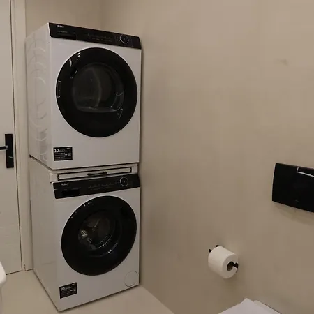 Days Free Parking 아파트 *