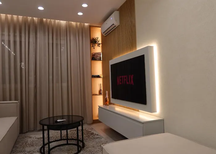 Apartment Days Free Parking