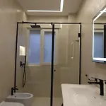 Days Free Parking アパート