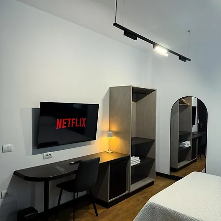 Tirana Days Free Parking Apartment