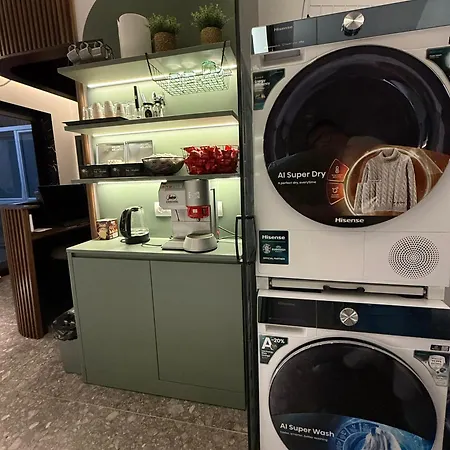 شقة Days Free Parking تيرانا